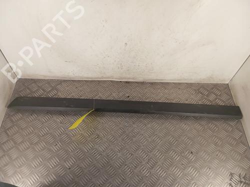 Dørliste PEUGEOT 2008 I (CU_) 1.5 BlueHDI 120 (120 hp) 31966391