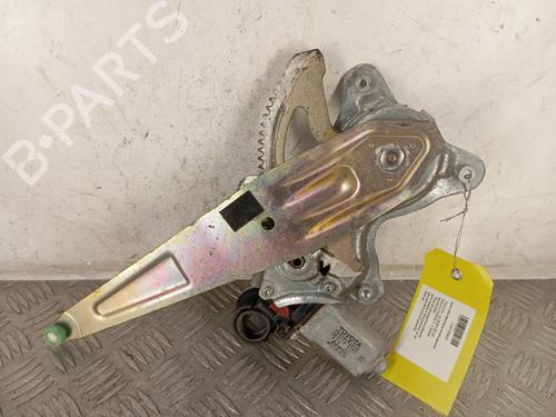 Rudehejsemekanisme venstre bagtil TOYOTA RAV 4 II (_A2_) 2.0 D 4WD (CLA20_, CLA21_, CLA20R, CLA21R) (116 hp) 31660411