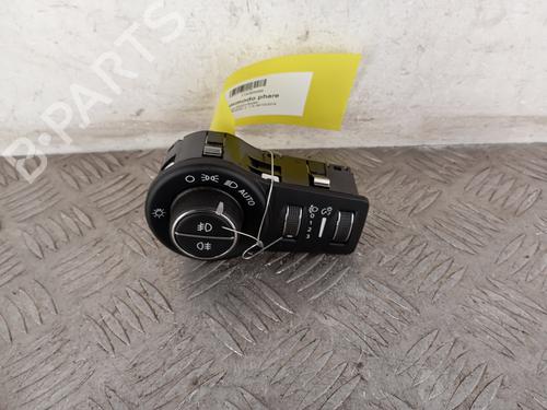 Used Switch FIAT 500X (334_) 1.6 D Multijet (334AXA1B, 334AXA11) (120 hp) 31146811