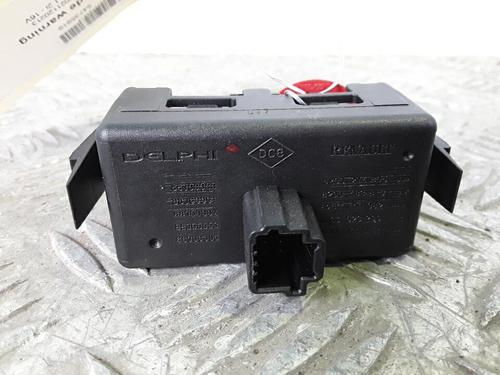 Advarselsbryter RENAULT CLIO III (BR0/1, CR0/1) 1.2 16V Hi-Flex (BR1U, CR1U) (75 hp) 30027431