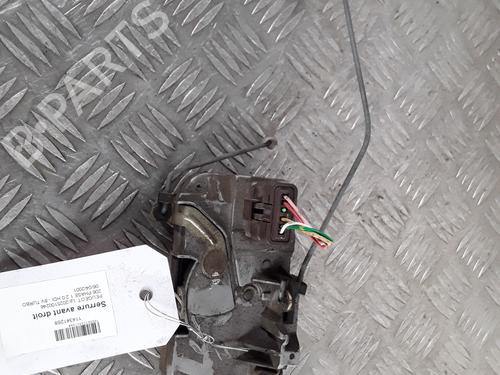 Cerradura puerta delantera derecha PEUGEOT 206 Hatchback (2A/C) 2.0 HDI 90 (90 hp) 30009796