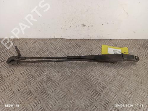 front-windshield-wiper-arm-citroen-c1-pm_-pn_-2005-2006-2007-2008-2009-2010-2011-2012-2013-2014-35918620 main image