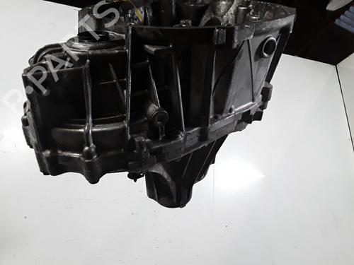 Gearbox NISSAN QASHQAI I (J10, NJ10) 2.0 dCi | BP30026425M3