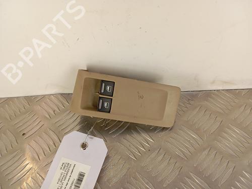 Interrupteur de vitre avant gauche VW BEETLE (5C1, 5C2) 1.4 TSI (160 hp) 30012033