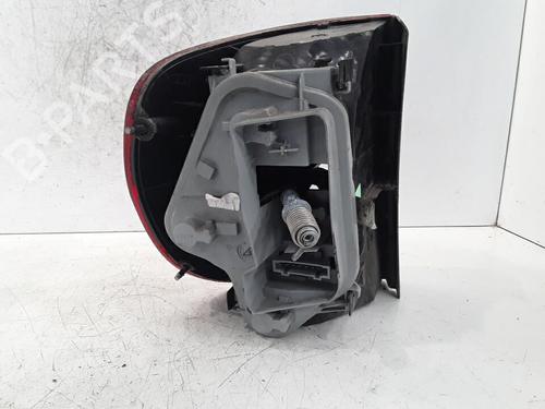 Høyre baklys VW FOX Hatchback (5Z1, 5Z3, 5Z4) 1.2 (55 hp) 30021302