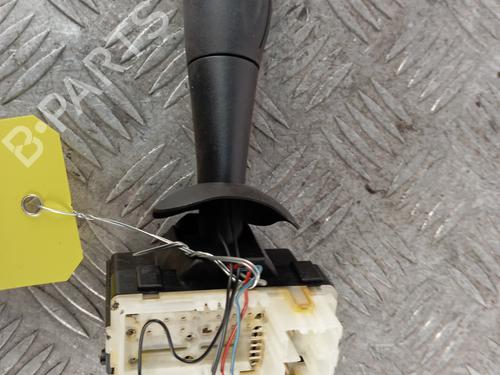 Used Steering column stalk Steering column stalk RENAULT TWINGO III (BCM_, BCA_) 0.9 TCe 90 (BCM9, BCM2) (90 hp) 33692540 33692540