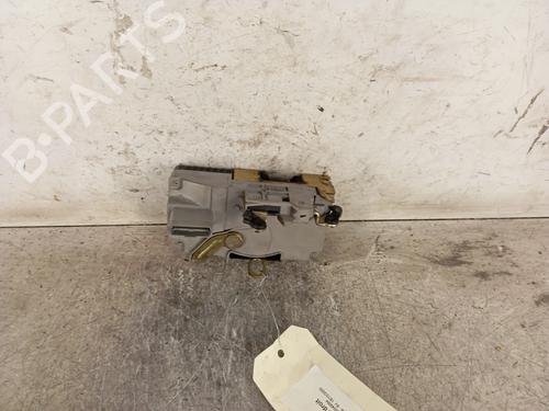 Serratura anteriore destra PEUGEOT 206 Hatchback (2A/C) 1.4 i (75 hp) 30010235