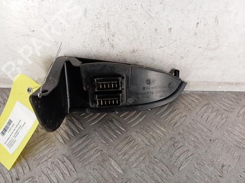 left-front-window-switch-renault-kangoo-kc01_-1997-31610694 main image