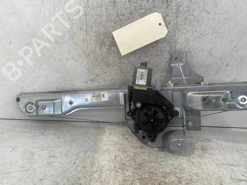 Rudehejsemekanisme Højre foran PEUGEOT 208 I (CA_, CC_) 1.2 VTI 82 (82 hp) 30021344