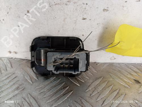 Used Right front window switch Right front window switch CITROËN C3 III (SX) 1.2 PureTech 82 (83 hp) 36759123 36759123