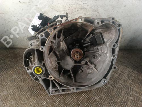 Used Gearbox Gearbox PEUGEOT 3008 I MPV (0U_) 2.0 HDi Hybrid4 (0URHCA) (200 hp) 32299063 32299063
