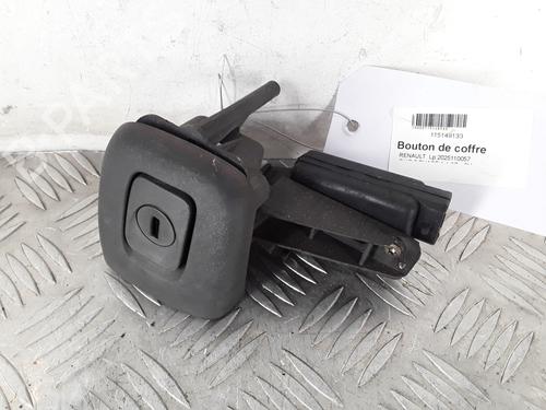 Used Switch RENAULT CLIO II Hatchback Van (SB0/1/2_) 1.9 D (SB0R) (54 hp) 30318554