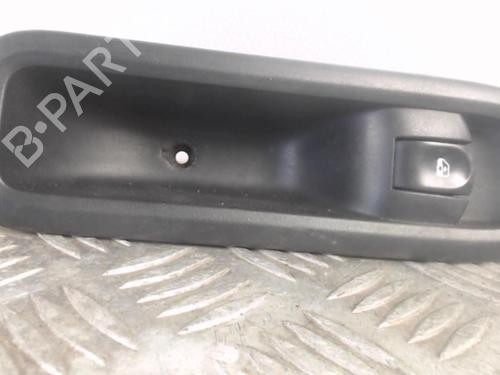 Used Right front window switch Right front window switch RENAULT CLIO III (BR0/1, CR0/1) 1.5 dCi (C/BR0G, C/BR1G) (68 hp) 30027738 30027738