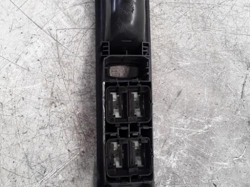 Left front window switch RENAULT ESPACE IV (JK0/1_) 2.0 dCi (JK01, JK02, JK1J, JK1K, JK1H) | BP30009401I27