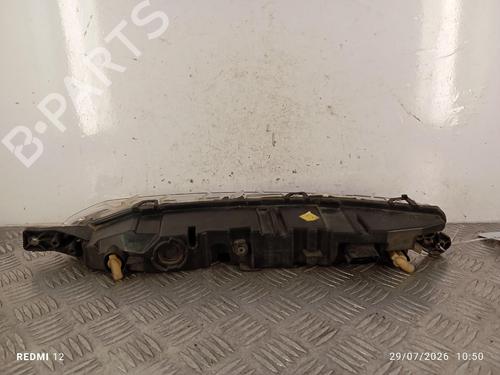 Used Right daytime light Right daytime light 38637985 38637985