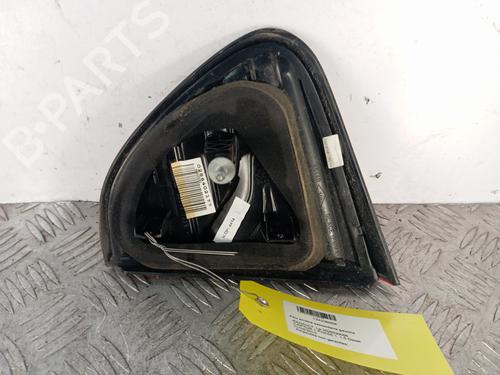 left-tailgate-light-renault-captur-i-j5_-h5_-2013-33996136 main image