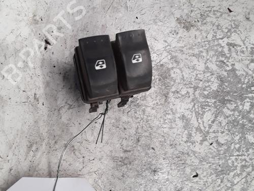 Interrupteur de vitre avant gauche RENAULT TRAFIC II Bus (JL) 2.0 dCi 90 (JL00, JL01, JL0H, JL0M, JL0P, JL0S) (90 hp) 30026150