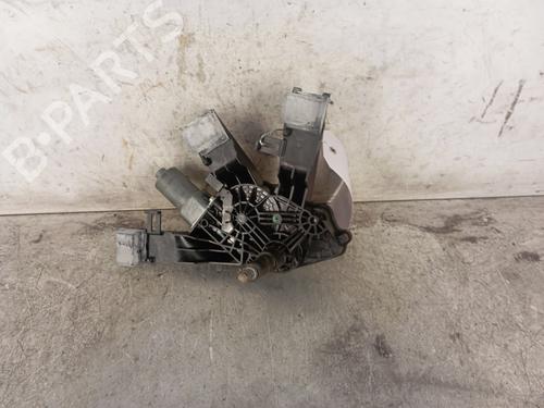 Used Rear wiper motor PEUGEOT 308 SW II (LC_, LJ_, LR_, LX_, L4_) 1.6 HDi / BlueHDi 115 (LCBHXM, LCBHXT) (115 hp) 30017237