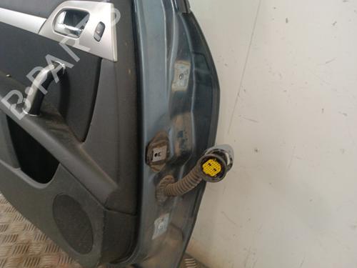 Drzwi tylne lewe PEUGEOT 407 SW (6E_, 6D_) 1.6 HDi 110 | BP30024136C4