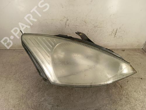Used Right headlight FORD FOCUS I (DAW, DBW) 1.6 16V (100 hp) 30020148