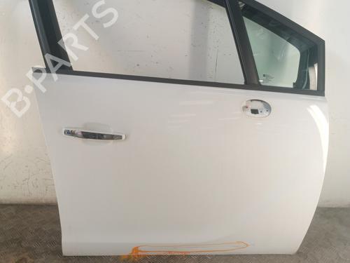 Used Right front door OPEL MERIVA B MPV (S10) 1.3 CDTI (75) (95 hp) 30010331