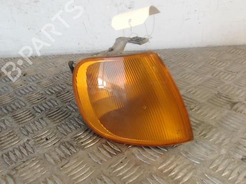Blinklys foran høyre VW POLO III (6N1) 55 1.3 (55 hp) 30027525