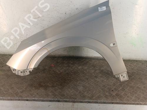 Używane Błotnik przedni lewy OPEL VECTRA C GTS (Z02) 1.9 CDTI (F68) (120 hp) 30010491