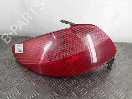 Used Left taillight PEUGEOT 206 Hatchback (2A/C) 1.1 i (60 hp) 30019573