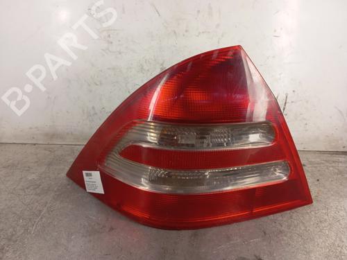 Used Right taillight MERCEDES-BENZ C-CLASS (W203) C 220 CDI (203.006) (136 hp) 30017014
