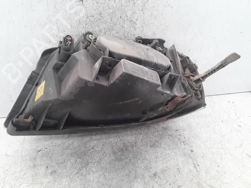 Højre forlygte SEAT ALHAMBRA (7V8, 7V9) 1.9 TDI (115 hp) 30009222