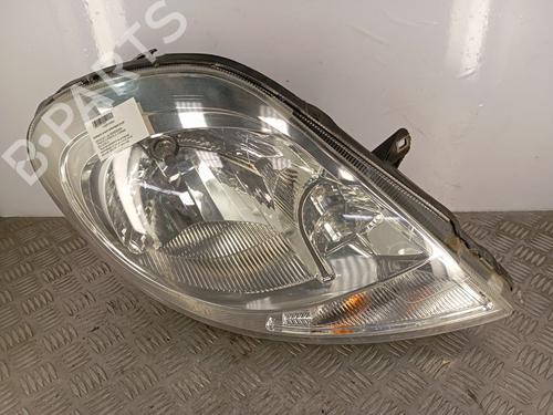 Used Right headlight Right headlight RENAULT TRAFIC II Van (FL) 2.0 dCi 90 (FL0H, FL00, FL01, FL0M, FL0P, FL0S) (90 hp) 33693093 33693093