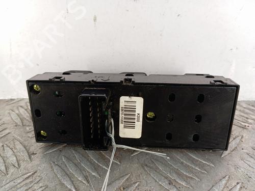 Used Left front window switch Left front window switch HYUNDAI ix20 (JC) 1.4 CRDi (90 hp) 33692872 33692872