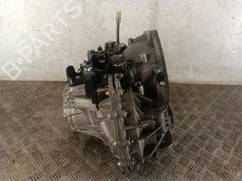 Gearbox OPEL VIVARO B Van (X82) 1.6 CDTI (05) | BP31211776M3