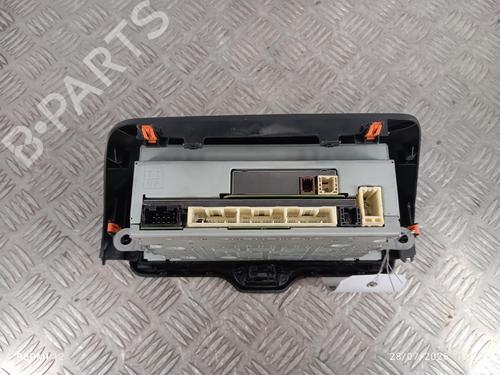 display-monitor-toyota-yaris-_p21_-_pa1_-_ph1_-2020-37740834 main image