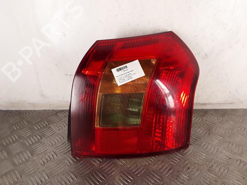 Used Right taillight TOYOTA COROLLA (_E12_) 2.0 D-4D (CDE120R, CDE120L_) (116 hp) 30940816