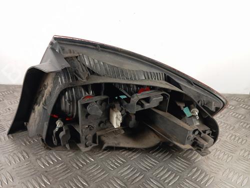 Venstre baglygte Venstre baglygte PEUGEOT 407 (6D_) 2.0 HDi 135 (6DRHRH, 6DRHRE, 6DRHRG, 6DRHRJ) (136 hp) 33692342 33692342