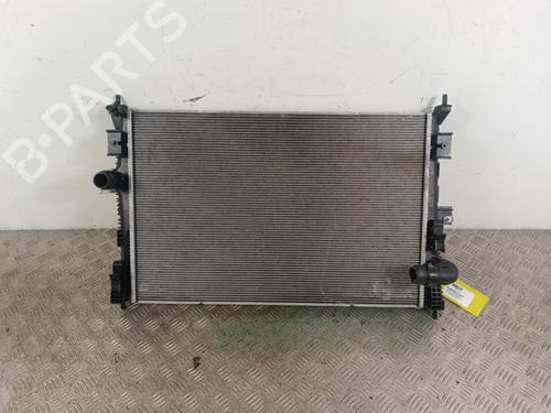 Køler PEUGEOT 3008 II SUV (MC_, MR_, MJ_, M4_) 1.2 THP/ PureTech 130 (MRHNSM, MRHNSU, MRHNSJ, MRHNYW,... (131 hp) 30012773