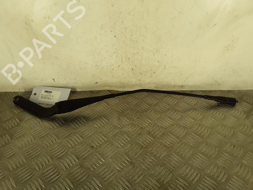 Used Front windshield wiper arm BMW X1 (E84) sDrive 20 d (177 hp) 30126115