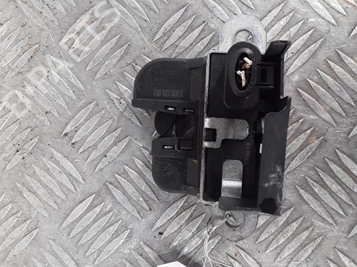 Bagklap lås VW GOLF V (1K1) 2.0 TDI (170 hp) 30101078