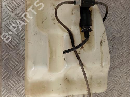 Used Windscreen washer tank NISSAN MICRA III (K12) 1.2 16V (80 hp) 32190025