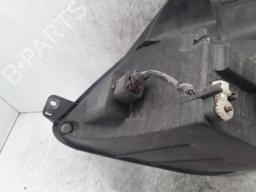 Right headlight FORD FIESTA V (JH_, JD_) 1.4 16V | BP30024803C29