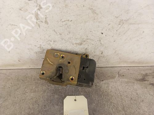 Fechadura frente esquerda PEUGEOT 206 Hatchback (2A/C) 1.1 i (60 hp) 30020319