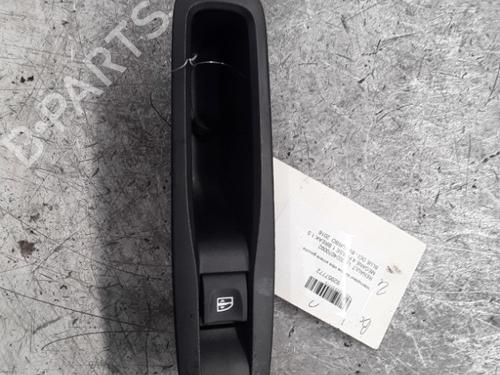Used Left rear window switch Left rear window switch RENAULT MEGANE IV Grandtour (K9A/M/N_) 1.5 dCi 110 (110 hp) 33693676 33693676