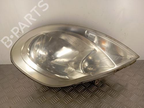 Used Left headlight NISSAN PRIMASTAR Van (X83) 2.0 dCi 115 (114 hp) 30007700