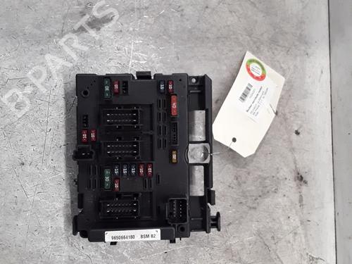 Used Fuse box PEUGEOT 206 Hatchback (2A/C) 1.1 i (60 hp) 30020426