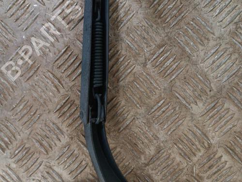 Used Front windshield wiper arm Front windshield wiper arm RENAULT SCÉNIC II (JM0/1_) 1.9 dCi (JM14) (131 hp) 30018890 30018890