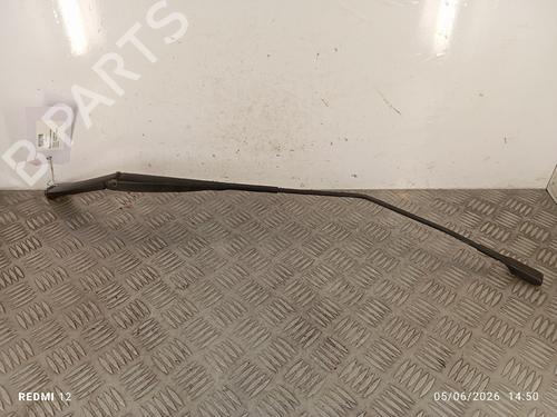 front-windshield-wiper-arm-renault-captur-i-j5_-h5_-2013-36371408 main image