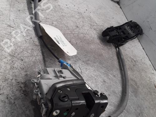 Venstre bak lås AUDI A3 Sportback (8VA, 8VF) 2.0 TDI (150 hp) 30018596