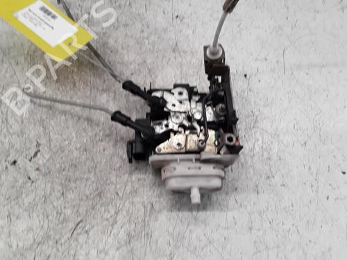 Venstre foran lås AUDI A4 B5 (8D2) 1.9 TDI (110 hp) 30015418