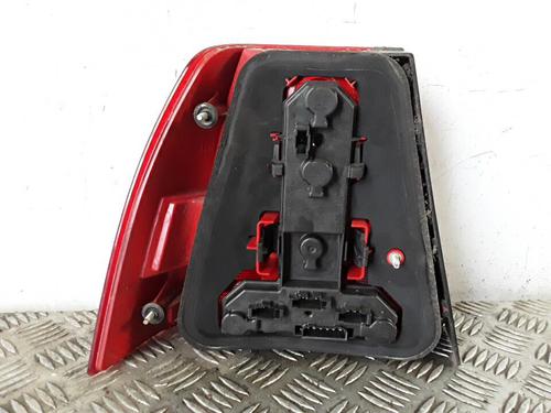 Used Right taillight VW BORA I (1J2) 1.9 TDI (110 hp) 30022426